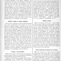 2859 - Page 2576 - Partie scientifique. L'Actualité Scientifique. Les Sociétés Savantes. Lyon. Société nationale de médecine et des sciences médicales. Thrombophlébite du sinus latéral / Diabète insipide et oedème papillaire / Lithiase sous-maxillaire / Arthrites hémophiliques / Tétanos localisé / Kyste dermoïde du plancher de la bouche / Société médicale des hôpitaux. Retard de la marche guéri par les rayons ultra-violets