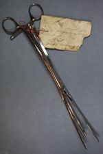 Pince dilatatrice laveuse de l'utérus du Dr Le Ray