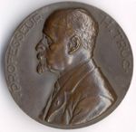 Avers : Professeur H. Truc
Revers : Au Professeur H. Truc fondateur de la clinique ophtalmologique.  [...]