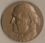 Avers :  Maurice Marie Janot 1903-1978 membre de l'Académie des sciences
Revers : Académie nationale [...]